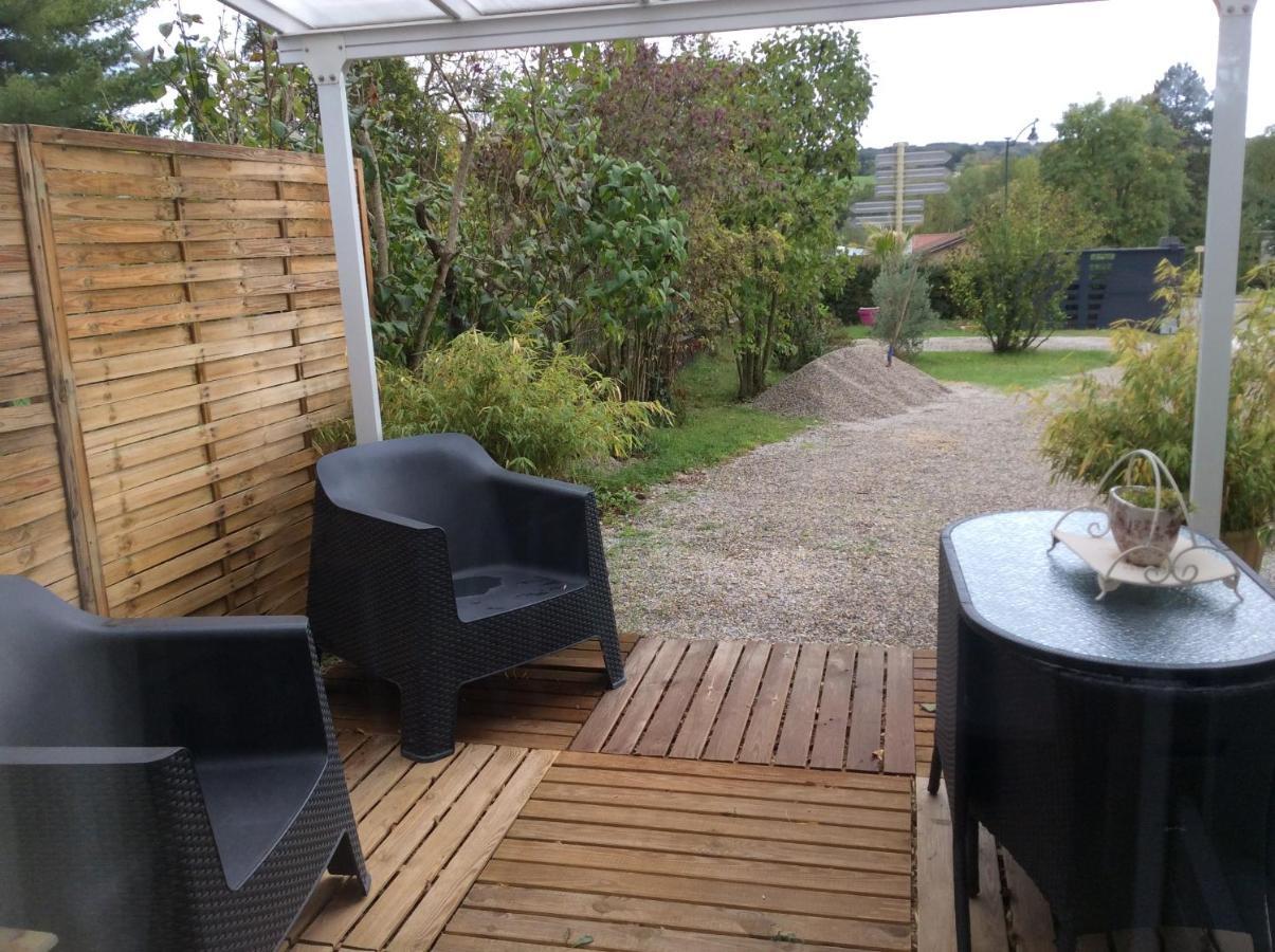 Gites Et Chambres D'Hotes Les Roses The Hauterives Exterior foto